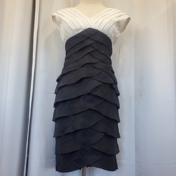 Adrinna Papell Petite Dress - Picture 3 of 10